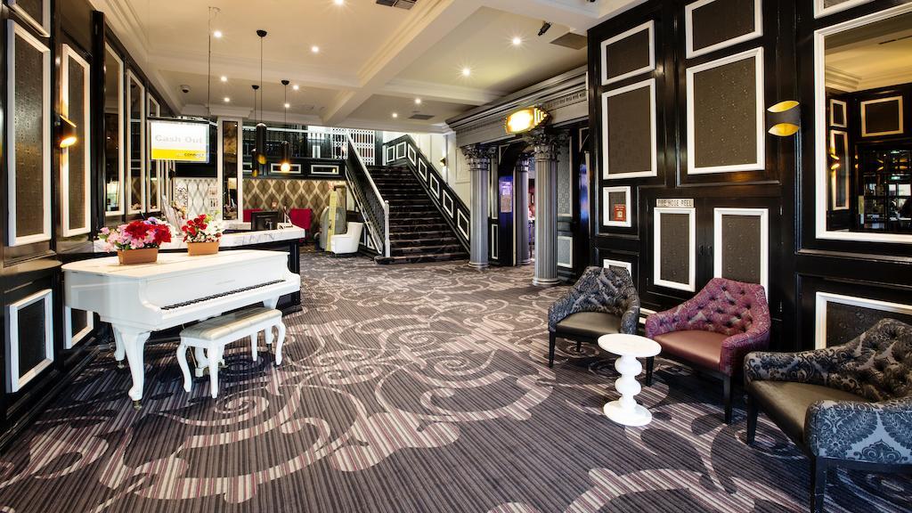 Nightcap At Skyways Hotel Melbourne Zewnętrze zdjęcie